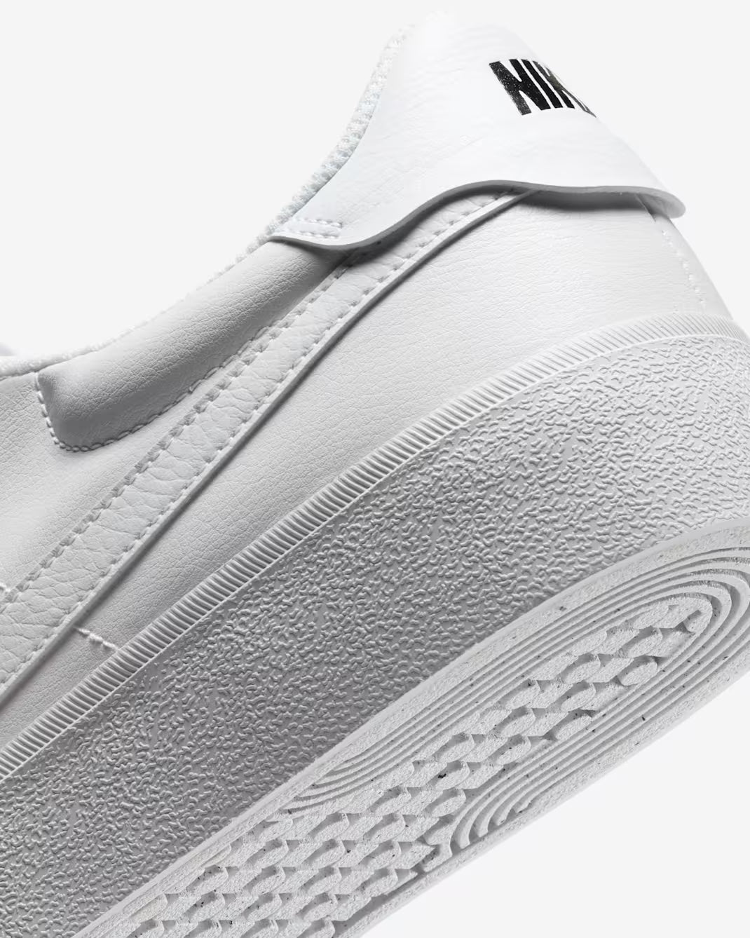 Nike Court Shot