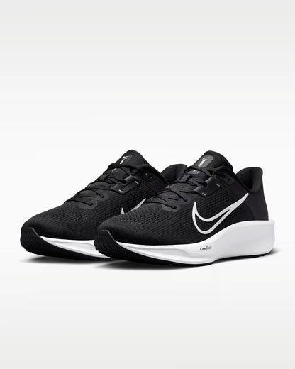 Nike Quest 6