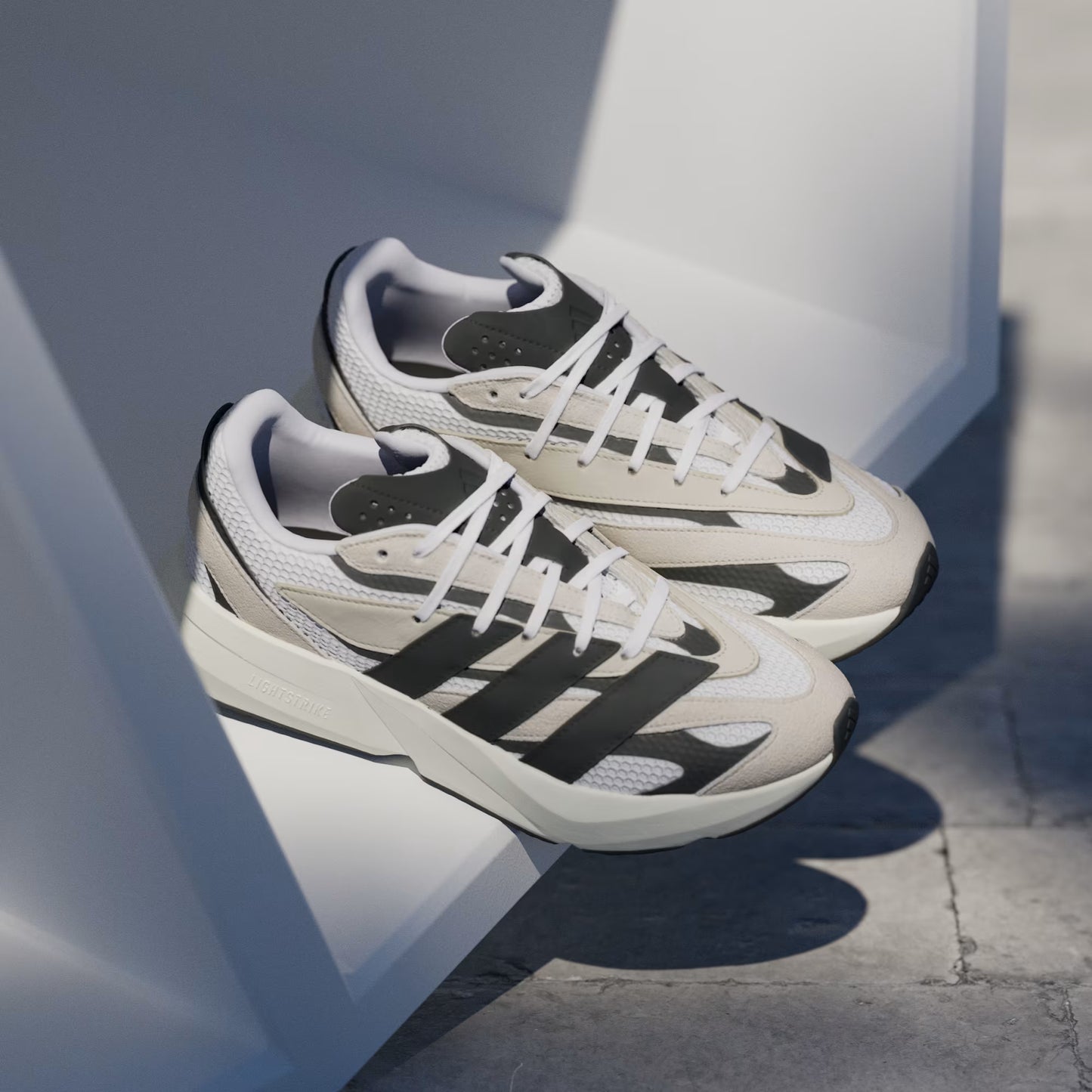 Adidas Lightblaze