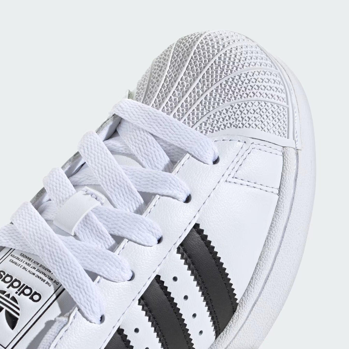 Adidas Superstar