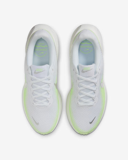 Nike Revolution 8