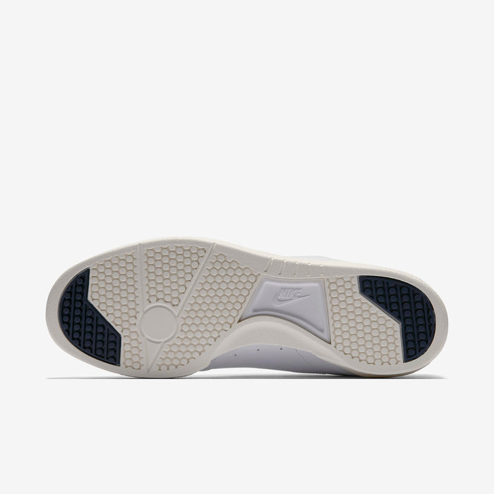 Nike Grandstand II